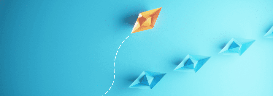 ein orangenes und drei blaue papierschiffe cleverreach alternativen