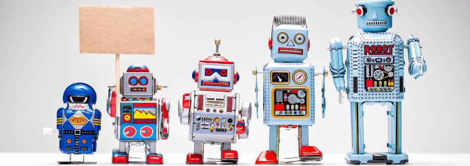 fünf roboter in verschiedenen größen was ist ein chatbot